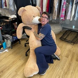 Meet your Posher, Dawn